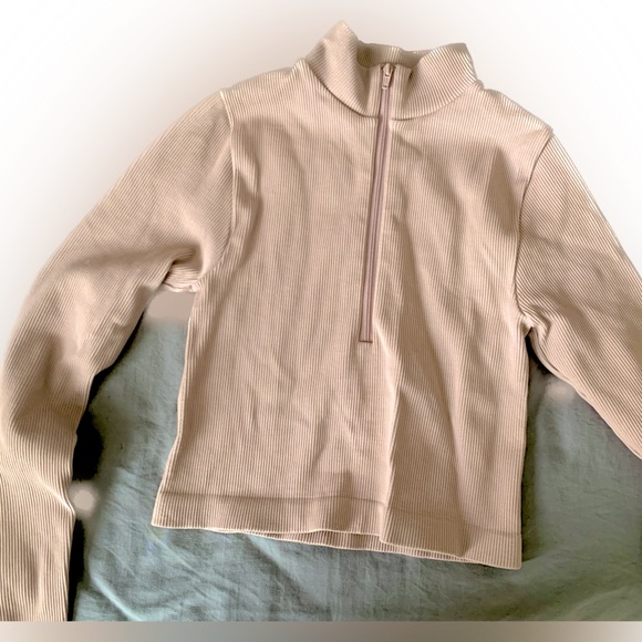 Pale pink Ribbed zip up from Dynamite - Picture 2 of 3